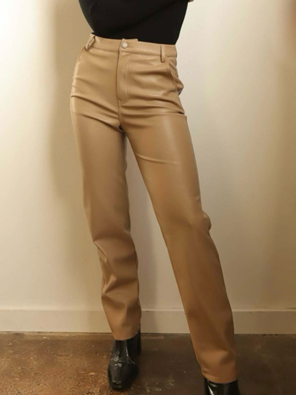 En Saison Faux Leather Trousers - Beige
